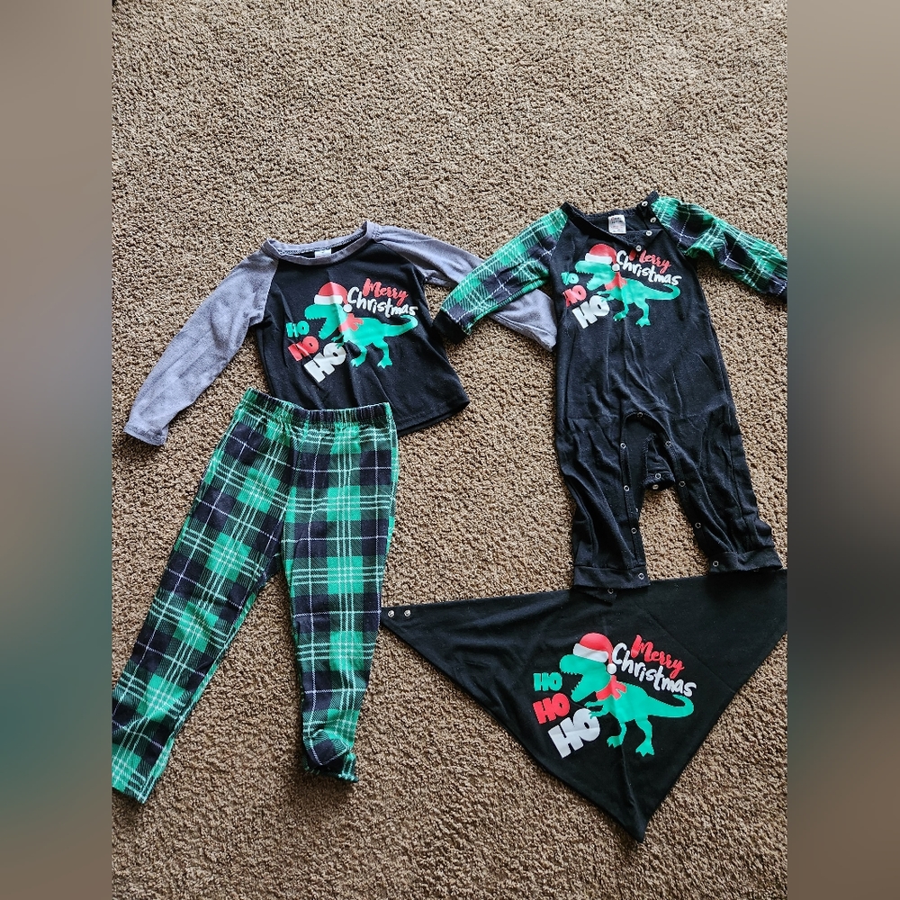 Matching family Christmas PJs ❄️